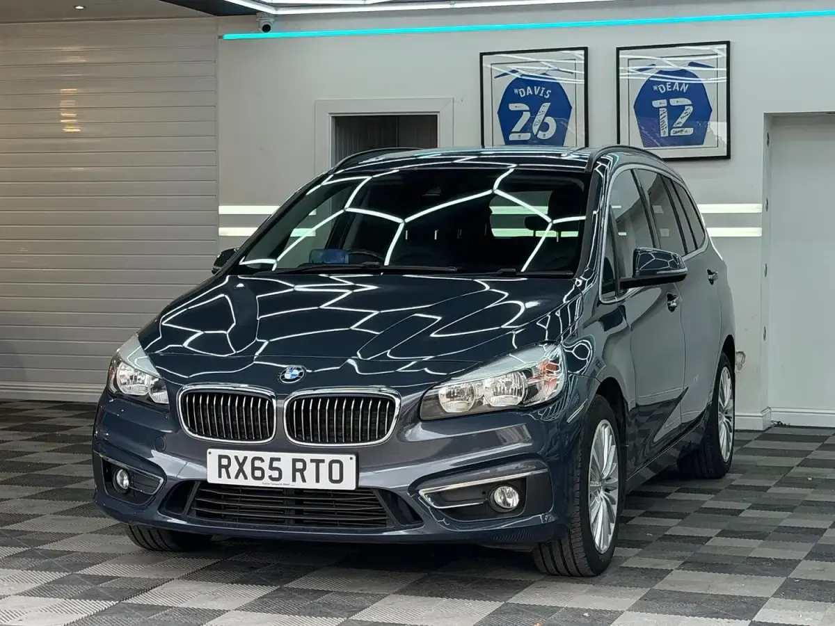 Used BMW 220 Luxury Line 2015 Grey Estate