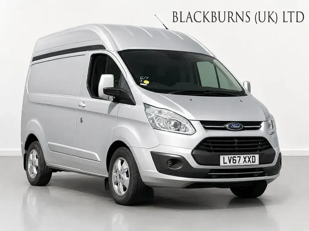 Used Ford Transit Custom Limited 128 HP (94 kW) 2017 Silver Van