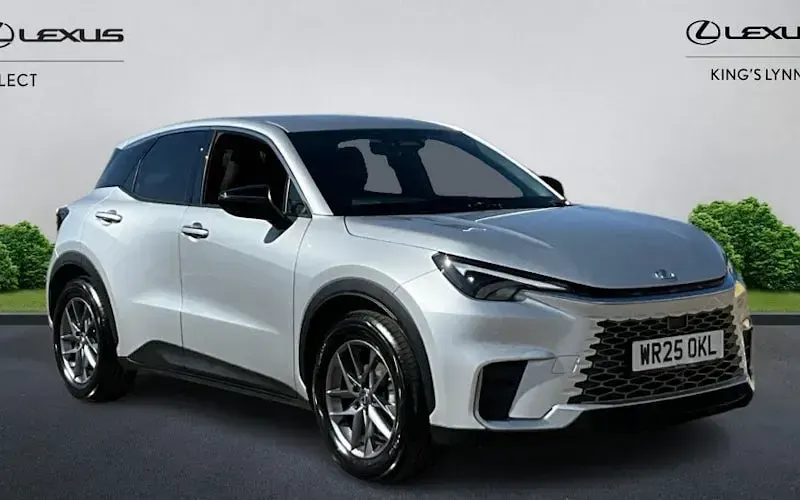 Used Lexus LBX 136 HP (100 kW) 2026 SUV
