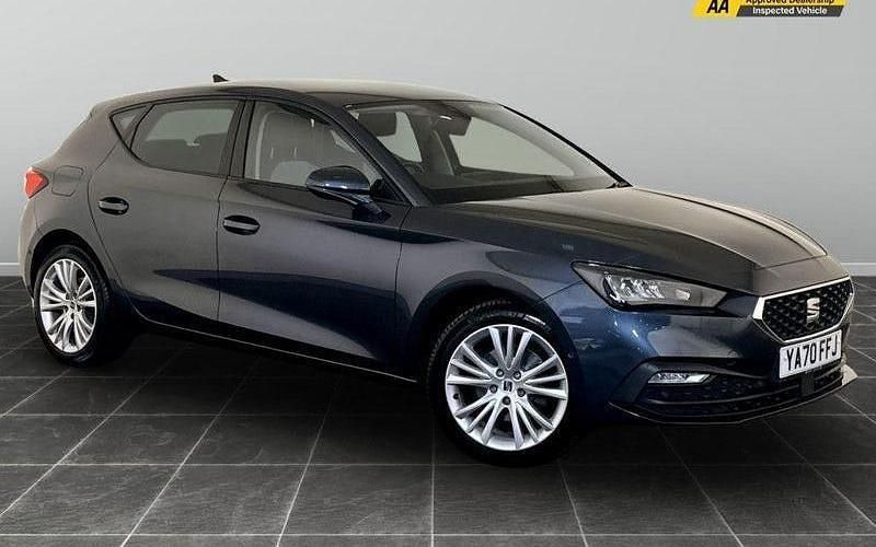 Used 2024 Seat Leon SE Dynamic Hatchback | £13,295 (Good price) - Image 1/2