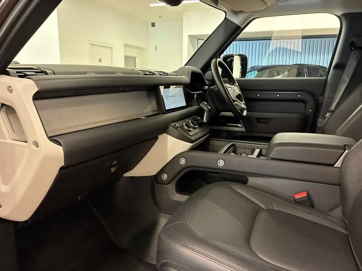 Usado Land Rover Defender Dynamic 2023 Cinzento SUV