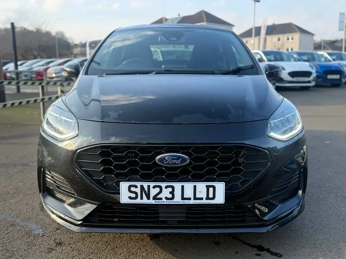 Używany Ford Fiesta ST-Line 100 KM (73 kW) 2023 Czarny Hatchback