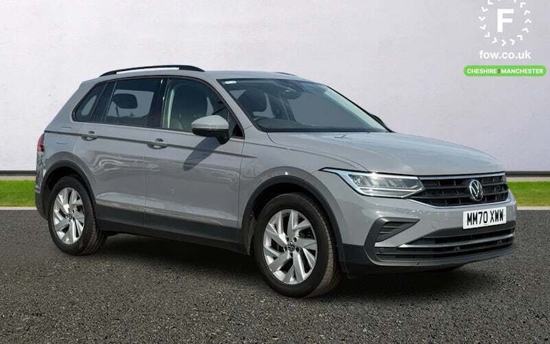 Used 2024 VW Tiguan Life SUV | £16,099 (Super price) - Image 1/4