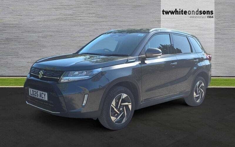 Grey Used 2025 Suzuki Vitara SUV | £22,450 (Expensive) - Image 1/4