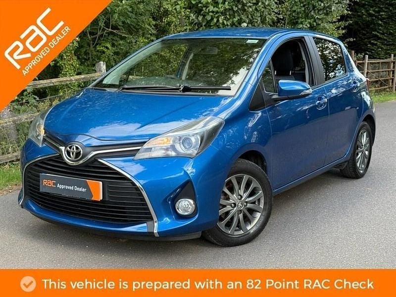 Blue Used 2017 Toyota Yaris Hatchback | £4,990 (Good price) - Image 1/3