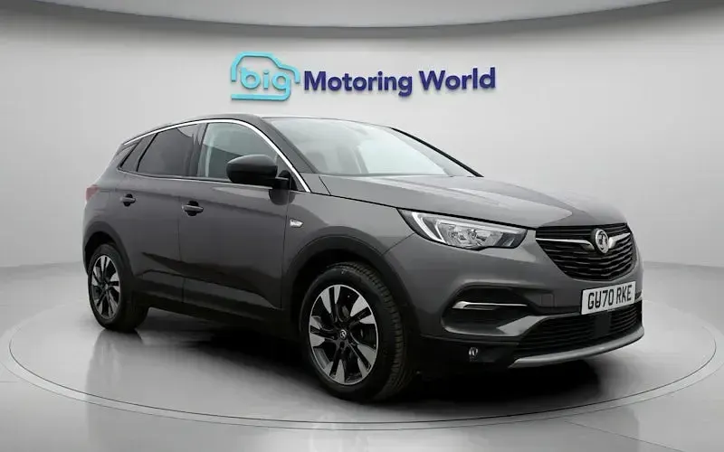 Used Vauxhall Grandland X SRi 131 HP (96 kW) 2020 Grey SUV