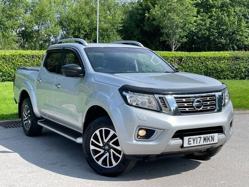 Silver Used 2017 Nissan Navara Tekna Pickup | £14,450 (Fair price) - Image 1/4