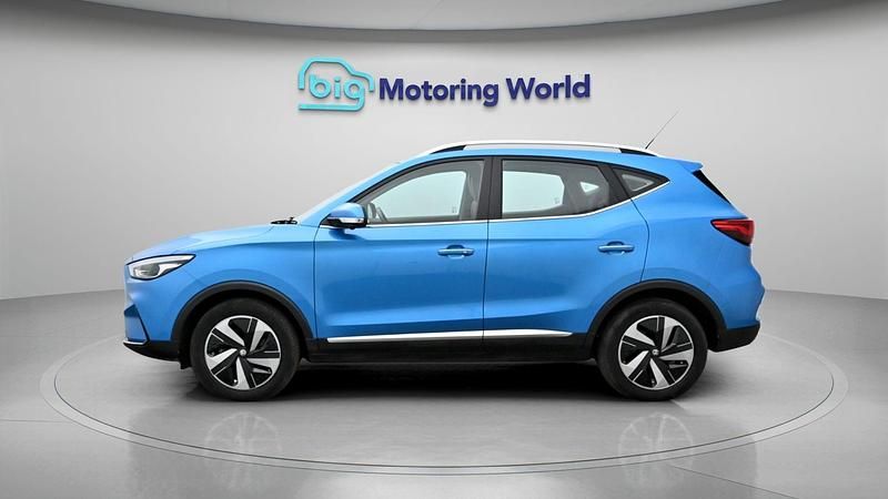 Used MG ZS Trophy 114 kW (156 HP) 2022 Blue SUV