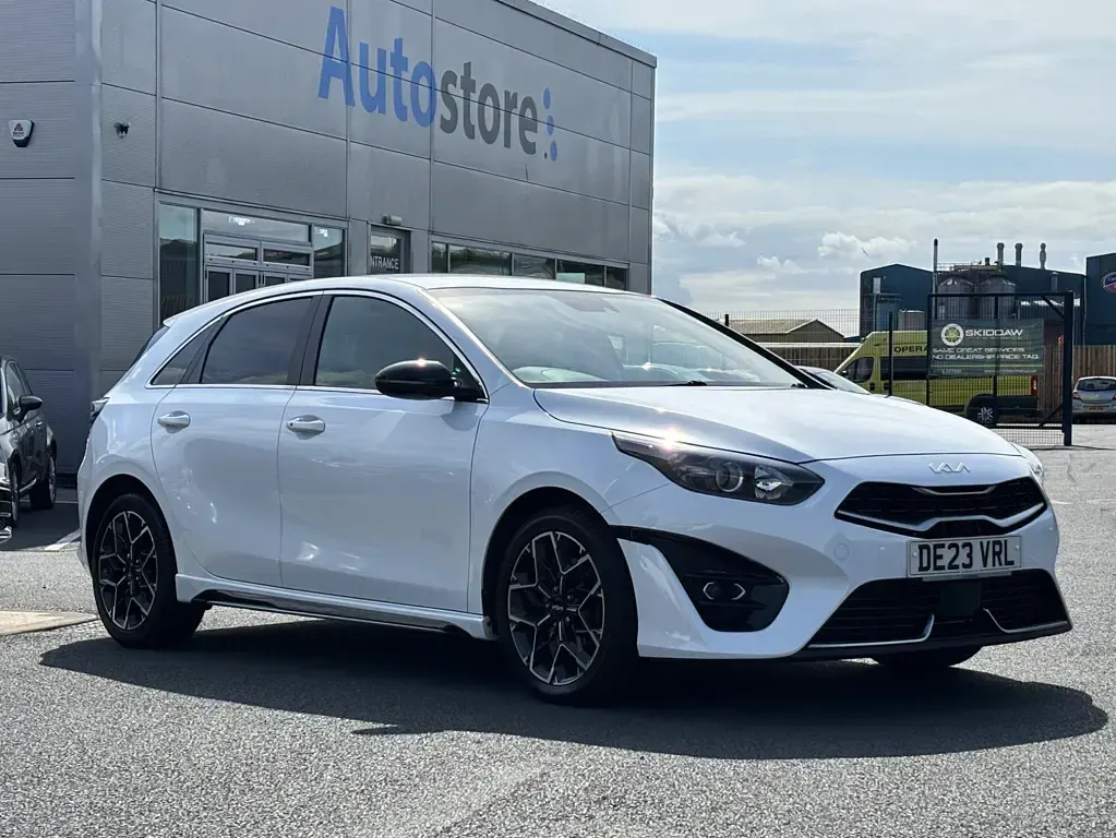 Used Kia Ceed GT-Line 2023 White Hatchback