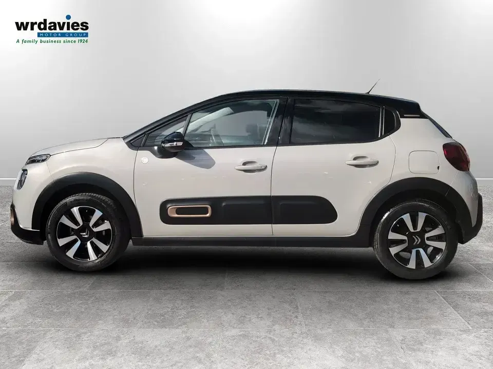 Begagnad Citroën C3 PureTech 82 HK (60 kW) 2022 Brun Halvkombi