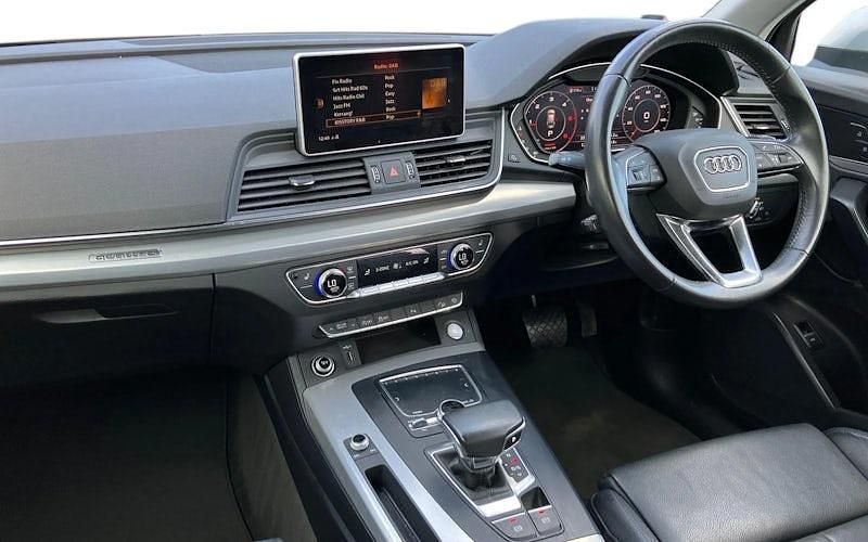 Used Audi Q5 Sport 190 HP (139 kW) 2018 Silver SUV