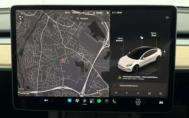 Used Tesla Model 3 Long Range AWD 366 kW (498 HP) 2022 White Sedan
