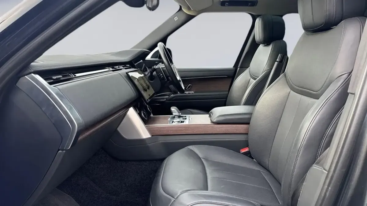 Używany Land Rover Range Rover SE 2023 Szary SUV