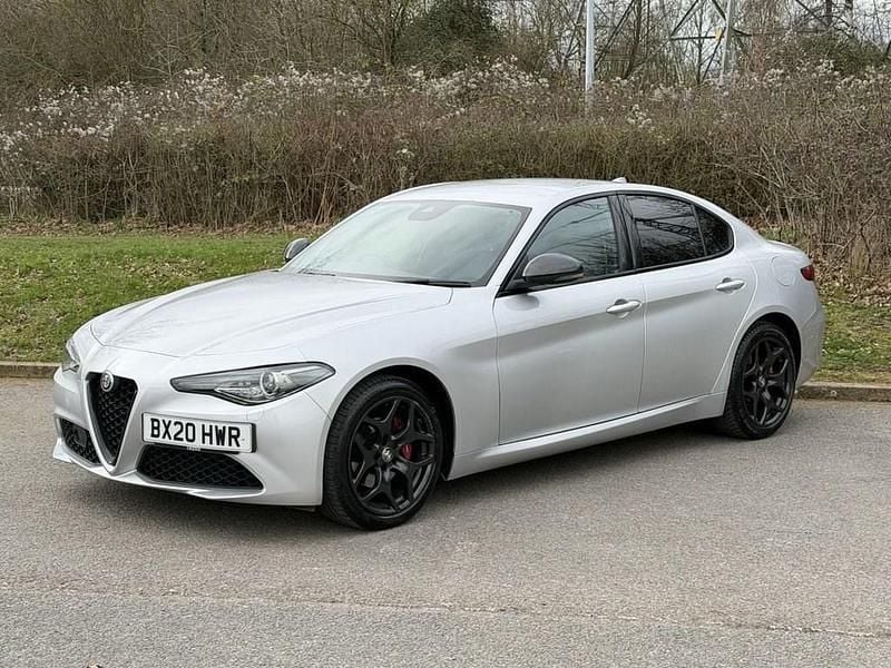 Used Alfa Romeo Giulia Saloon 200 HP (147 kW) 2020 Grey Sedan