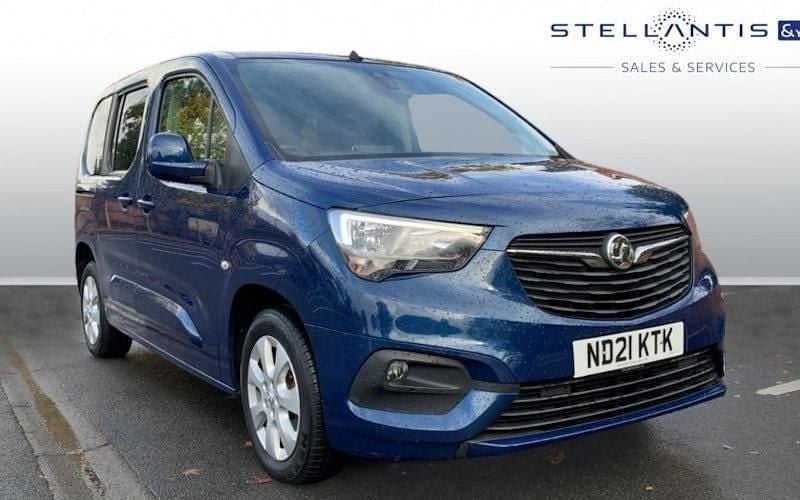Used 2022 Vauxhall Combo MPV | £15,835 (Fair price) - Image 1/4