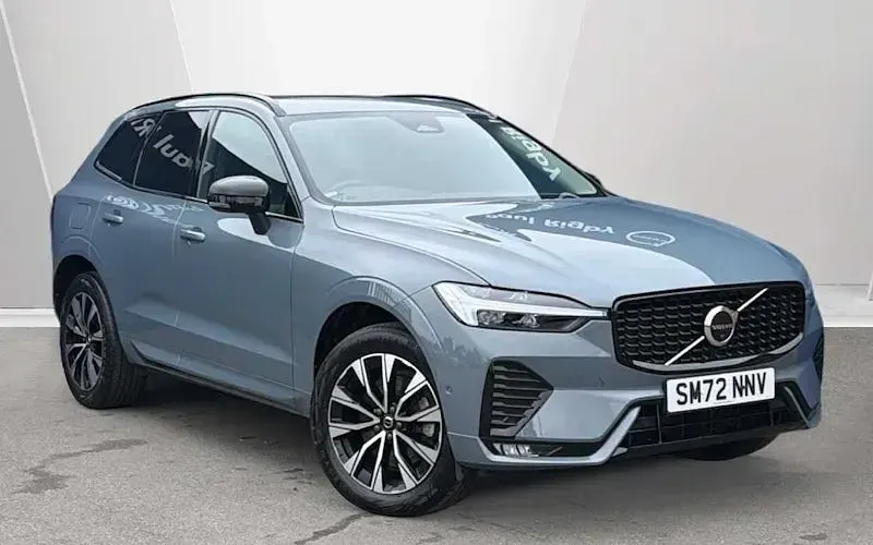 Used Volvo XC60 Plus 197 HP (144 kW) 2022 SUV