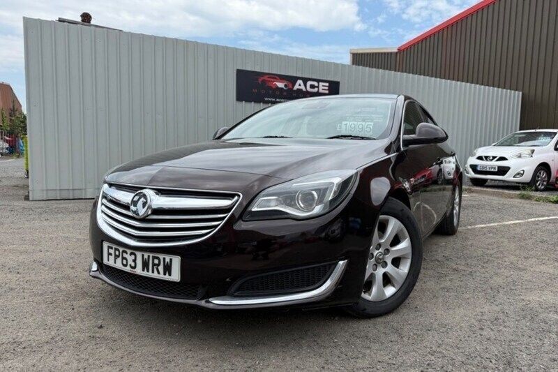 Brown Used 2014 Vauxhall Insignia Hatchback | £1,995 (Good price) - Image 1/1