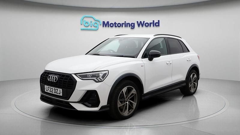 Used Audi Q3 Black Edition 150 HP (110 kW) 2022 White SUV