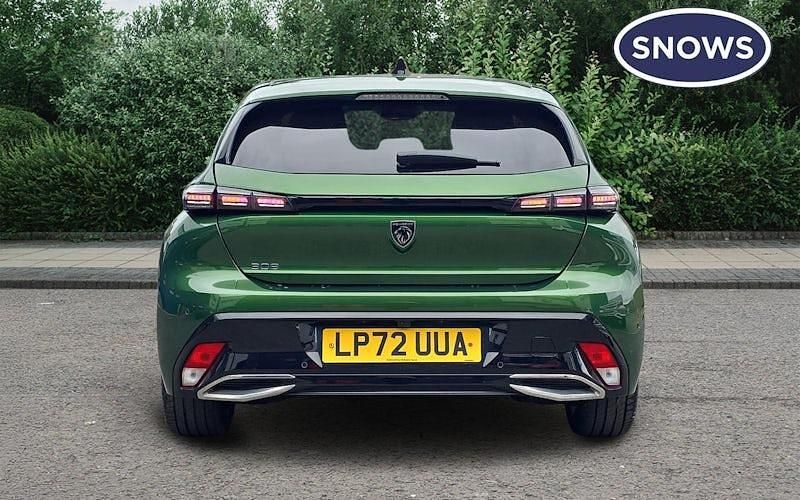 Used Peugeot 308 Allure Premium 131 HP (96 kW) 2023 Green Hatchback