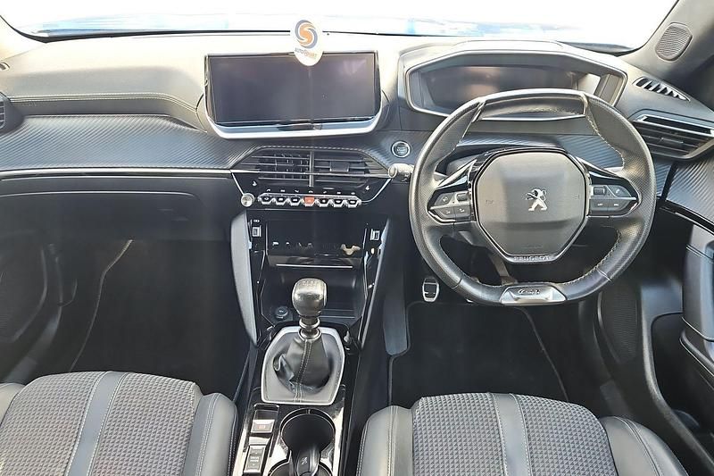 Used Peugeot 2008 GT 130 HP (95 kW) 2020 Blue SUV