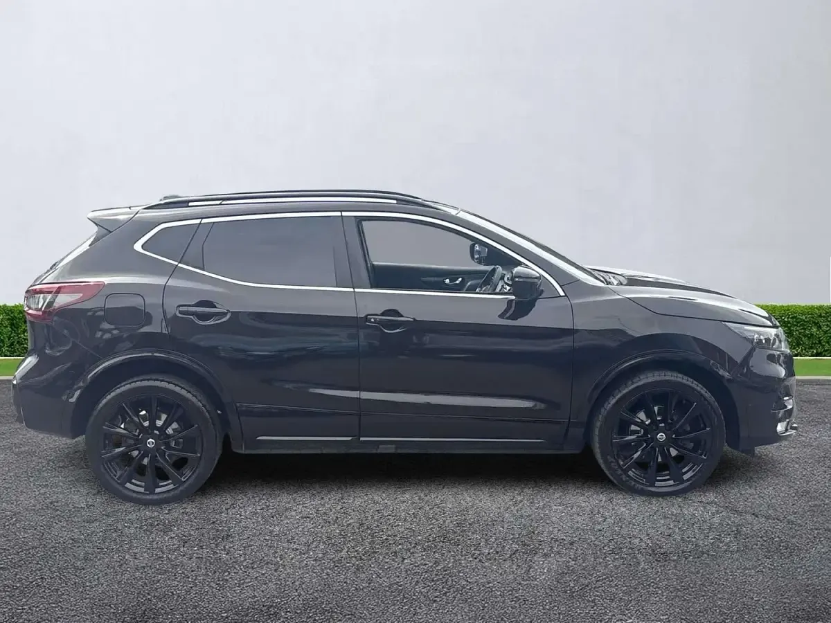 Used Nissan Qashqai N-TEC 160 HP (117 kW) 2020 Black SUV