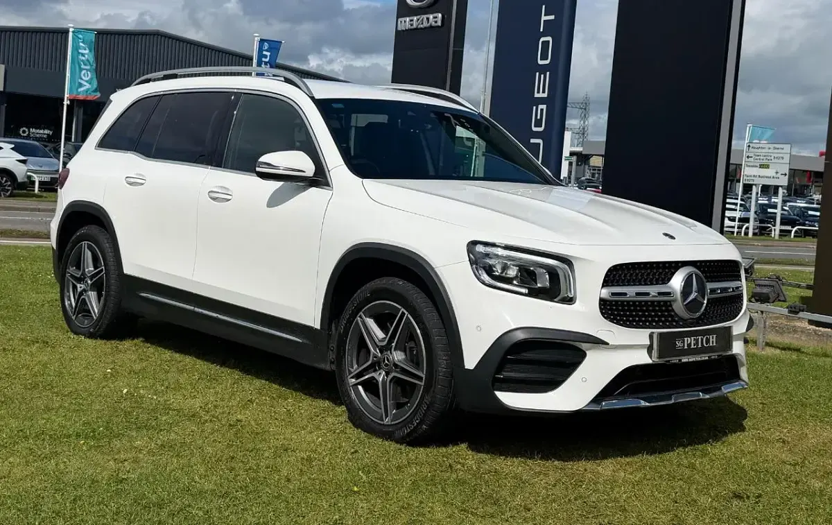 Usado Mercedes GLB220 AMG line 187 HP (137 kW) 2021 Branco SUV