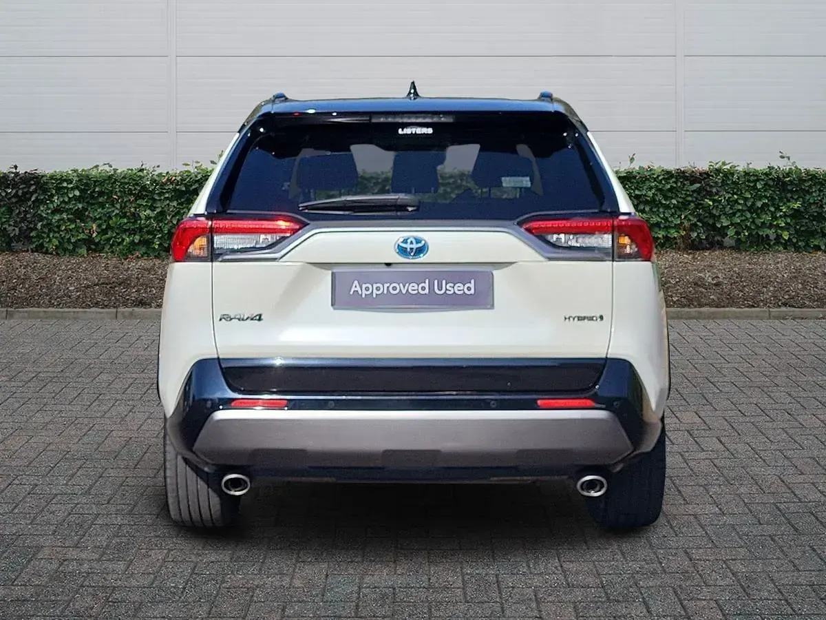 Used Toyota RAV4 Hybrid 2021 White SUV