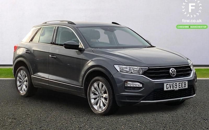 Used 2021 VW T-Roc SE SUV | £16,499 (Good price) - Image 1/3