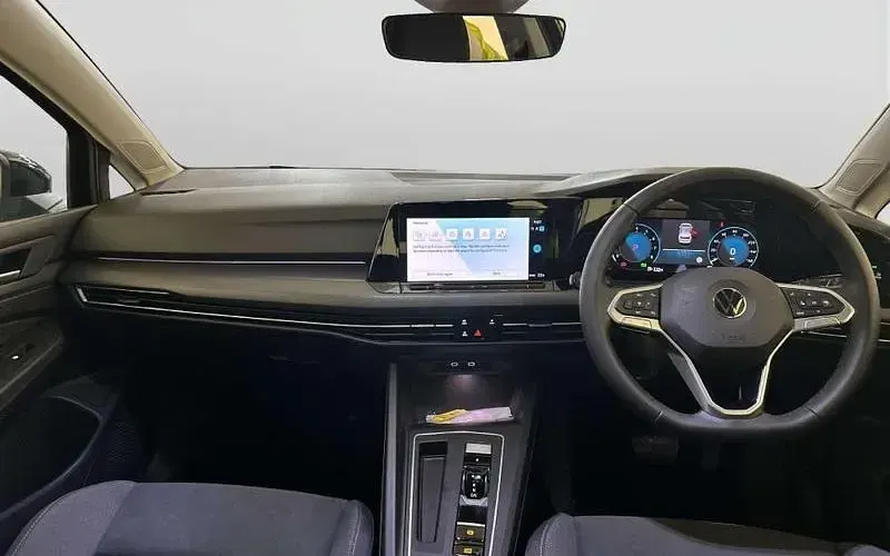 Begagnad VW Golf VIII Style 150 HK (110 kW) 2023 Halvkombi