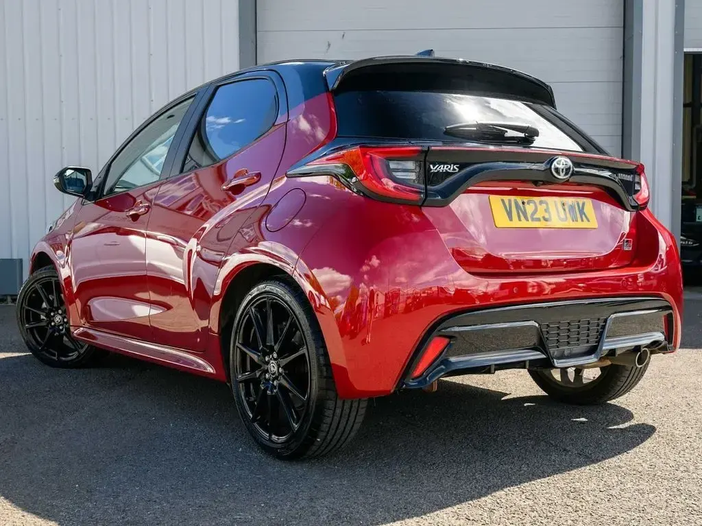 Used Toyota Yaris Sport 2023 Red/black Hatchback
