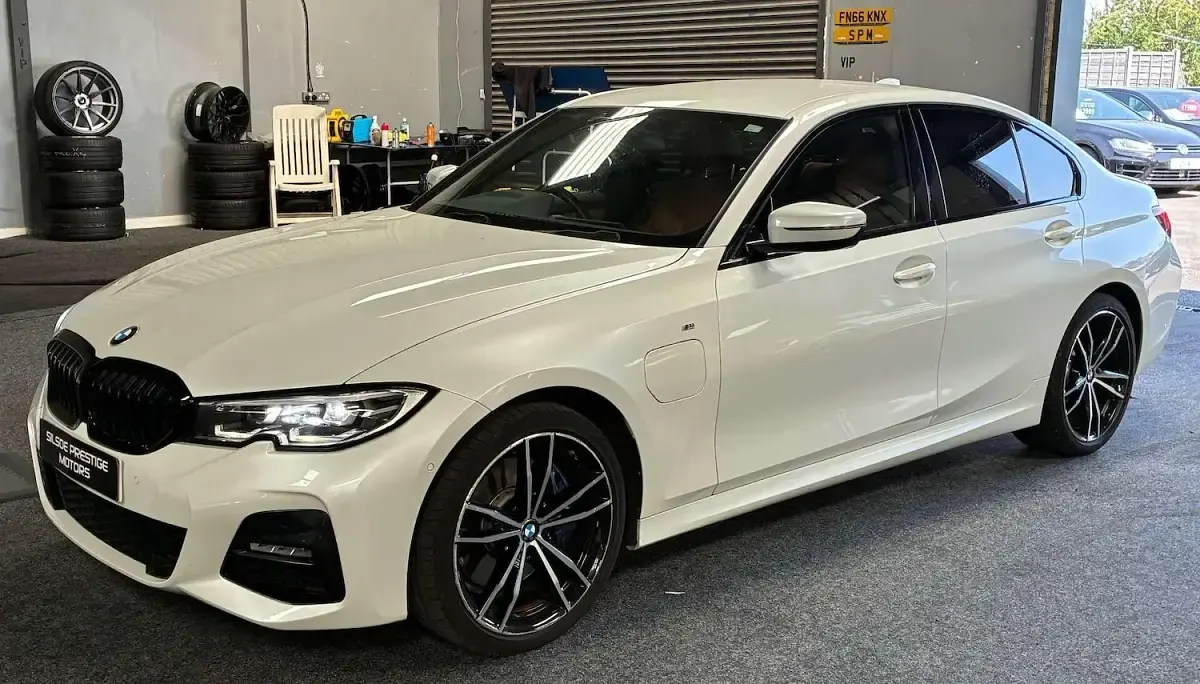 Used BMW 330e M Sport 2019 White Sedan