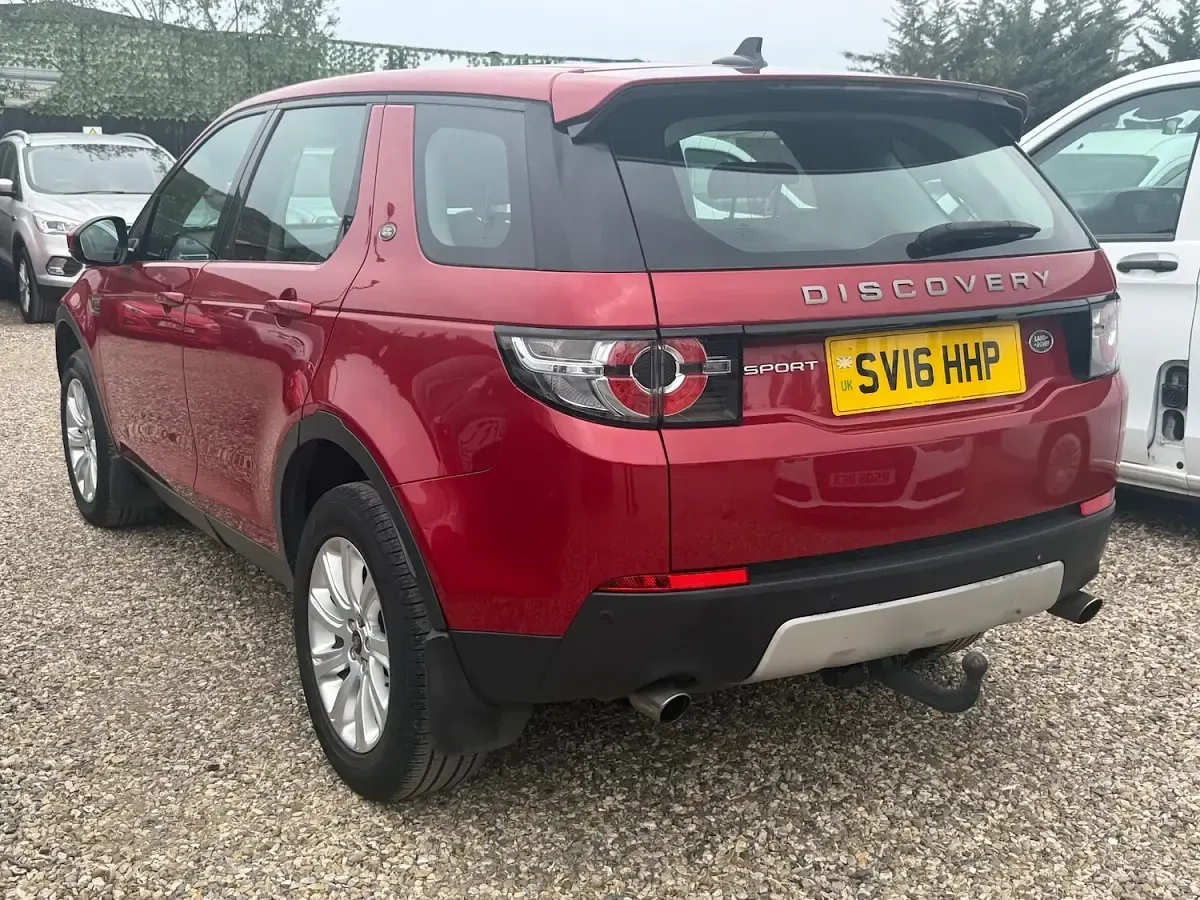 Used Land Rover Discovery 4 SE 2016 Red SUV