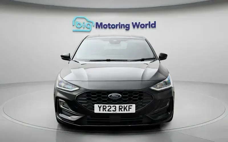 Used Ford Focus ST-Line 125 HP (91 kW) 2023 Black Hatchback