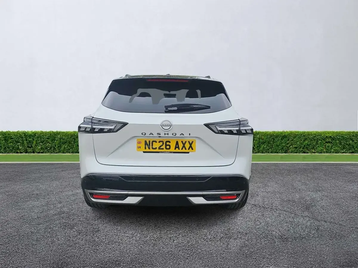 New Nissan Qashqai Tekna+ 2026 Prl wht+blk rf SUV