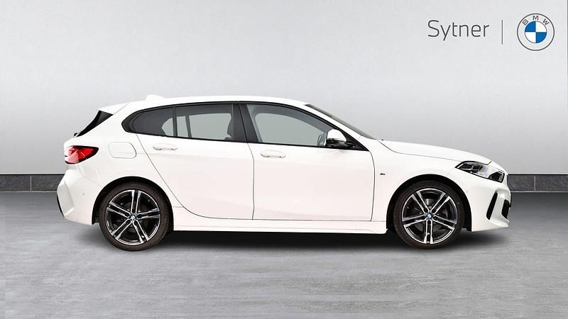 Used BMW 118 M Sport 134 HP (98 kW) 2024 White Hatchback