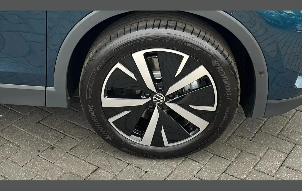 New VW Tiguan Elegance 150 HP (110 kW) 2025 Blue SUV