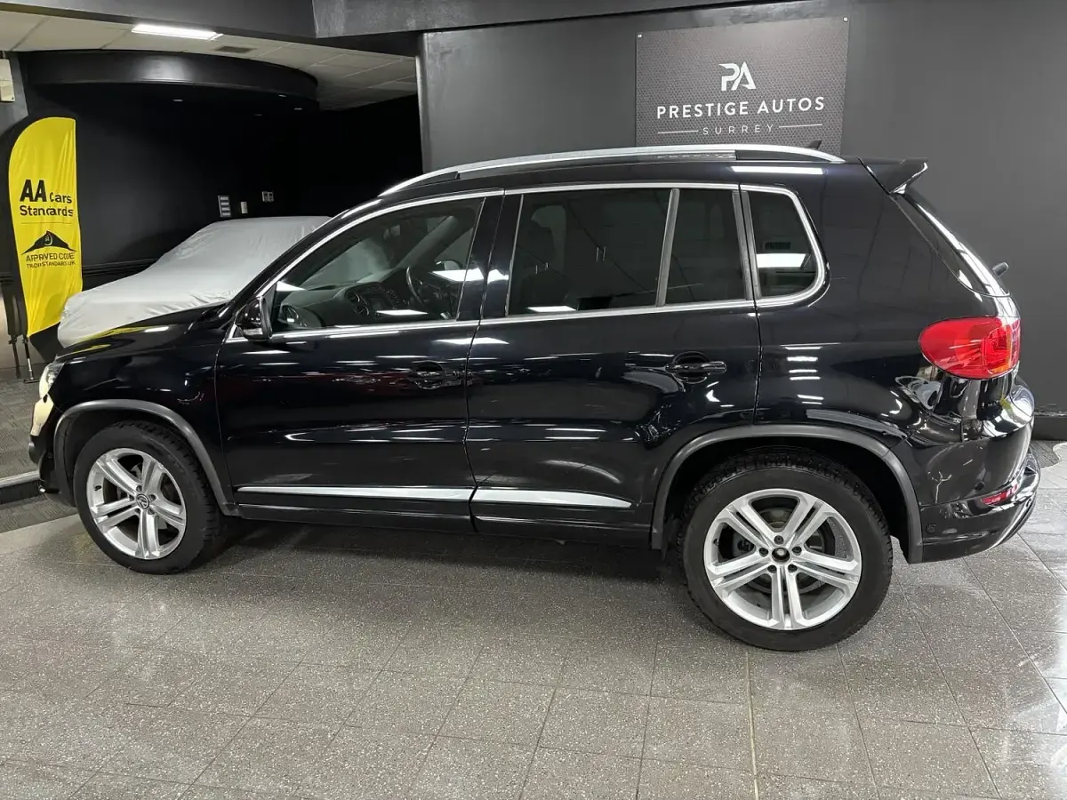 Used VW Tiguan R-line Edition 150 HP (110 kW) 2016 Black SUV