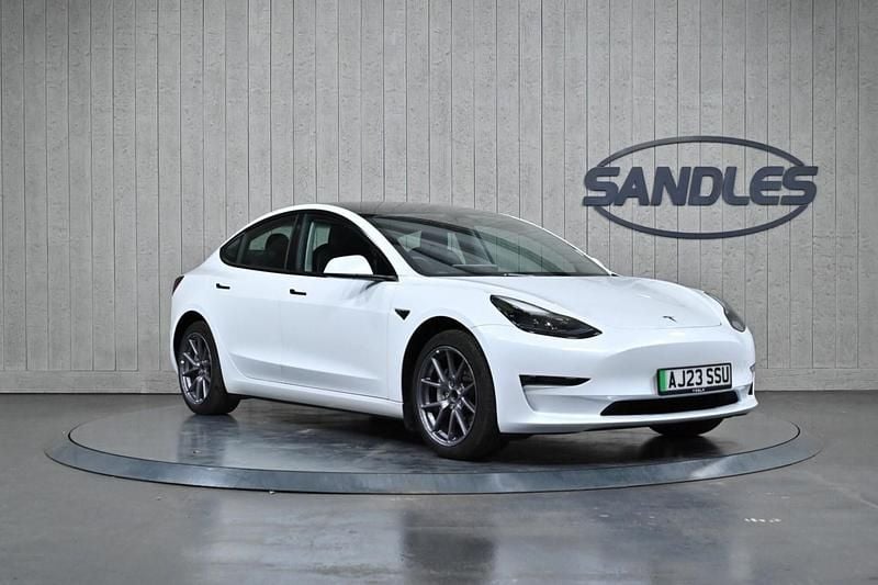 White Used 2023 Tesla Model 3 Long Range RWD Sedan | £23,399 (Fair price) - Image 1/4