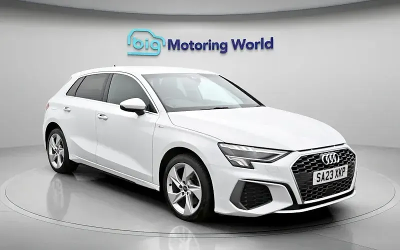 Usado Audi A3 Sportback e-tron S-Line 204 CV (150 kW) 2025 Utilitario