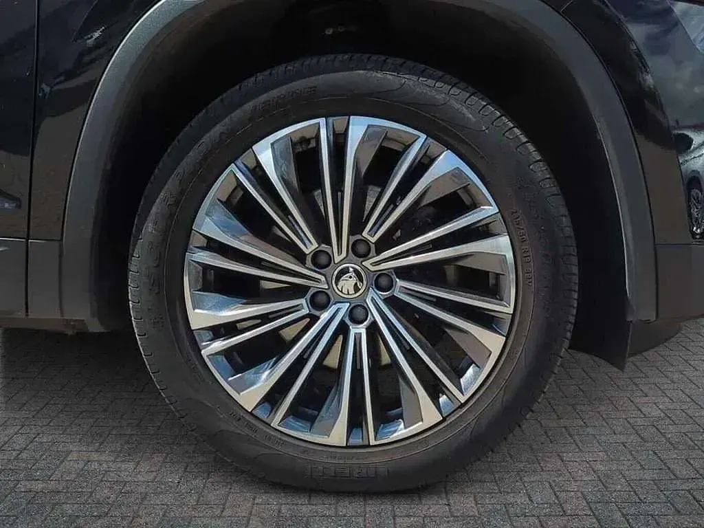 Used Skoda Kodiaq SE L Executive 150 HP (110 kW) 2022 Black magic pearl effect SUV