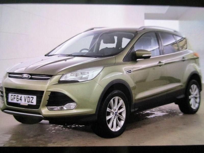 Used Ford Kuga Titanium 180 HP (132 kW) 2014 Green SUV