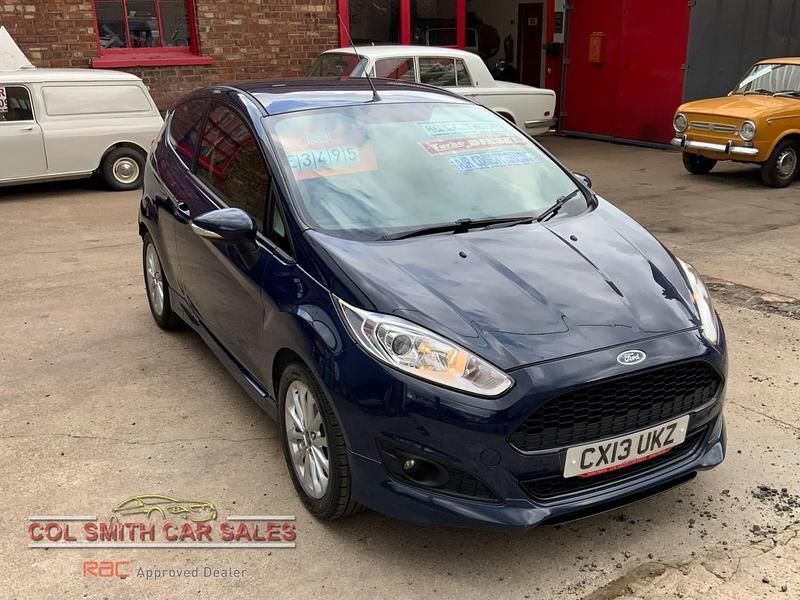 Used Ford Fiesta Sport 93 HP (68 kW) 2013 Blue Hatchback