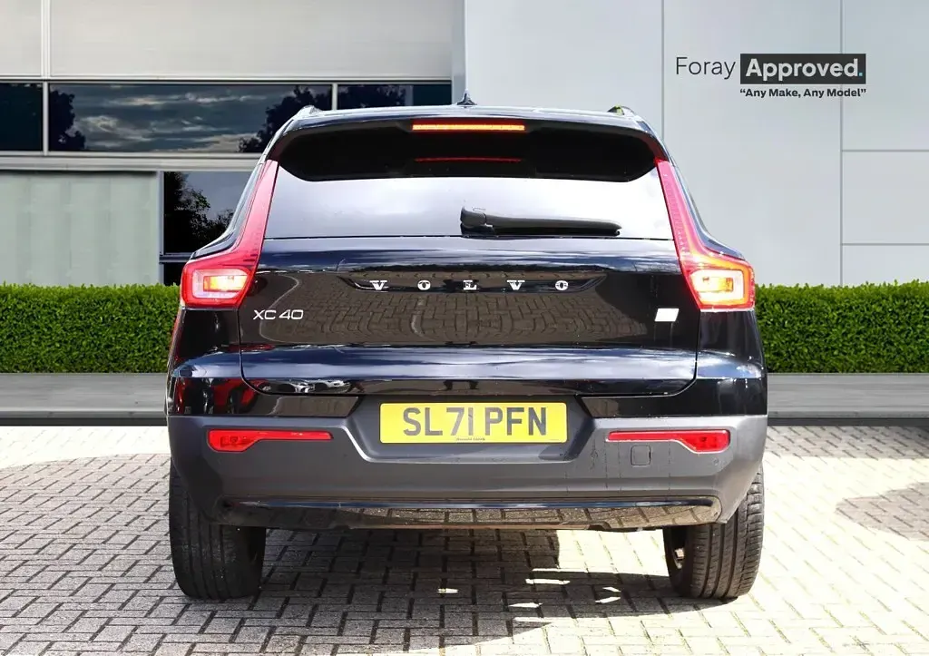 Used Volvo XC40 R-Design 2021 Black SUV