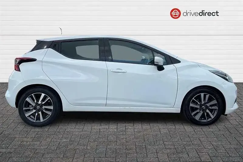 Used Nissan Micra Acenta 90 HP (66 kW) 2017 White Hatchback