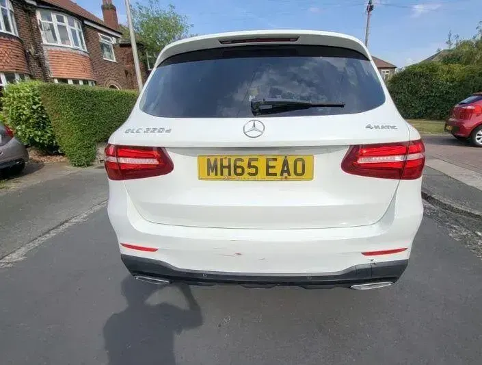 Used Mercedes GLC220 AMG Line Premium 170 HP (125 kW) 2016 White SUV