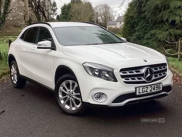 Used Mercedes GLA200 SE 156 HP (114 kW) 2018 White SUV
