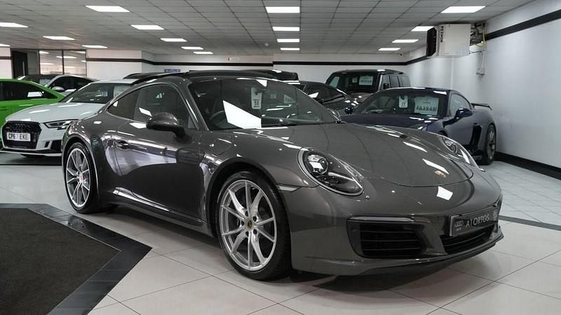 Used Porsche 911 Carrera 370 HP (272 kW) 2017 Grey Coupe