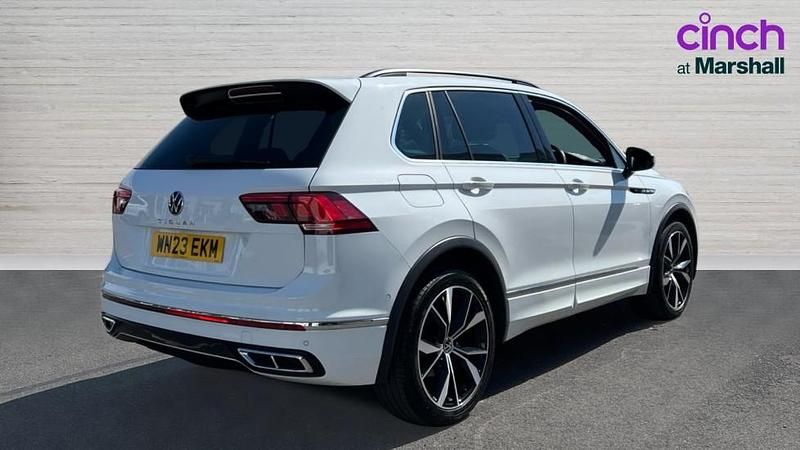 Used VW Tiguan R-line 150 HP (110 kW) 2023 White SUV