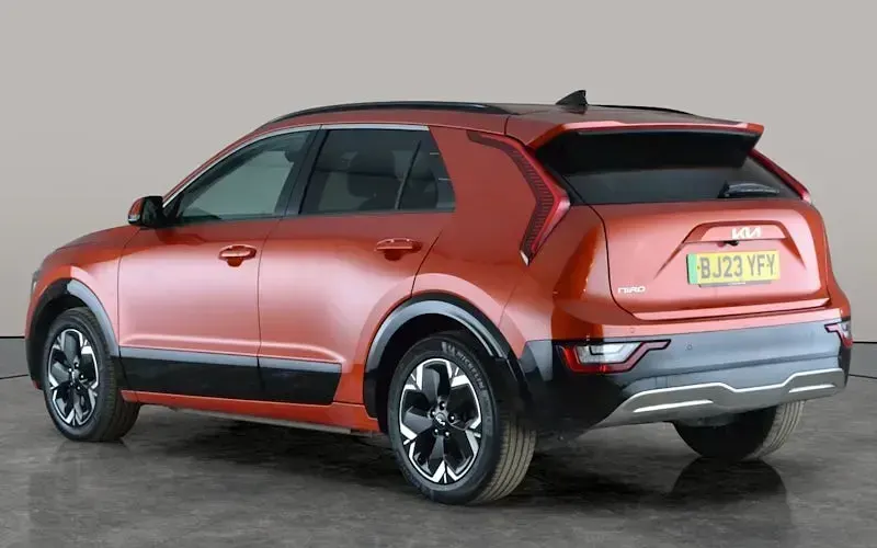 Used Kia e-Niro 150 kW (204 HP) 2023 Orange SUV