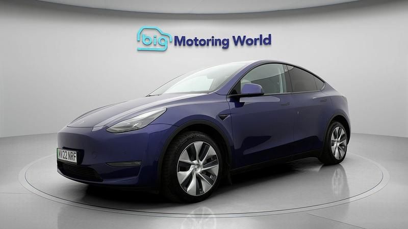 Used Tesla Model Y Long Range AWD 378 kW (514 HP) 2022 Blue SUV
